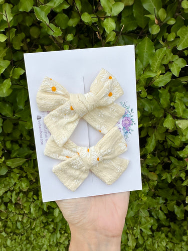 Patterned Pixie Bow Pair