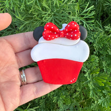 Load image into Gallery viewer, Custom Mouse Cupcake Clay Bow