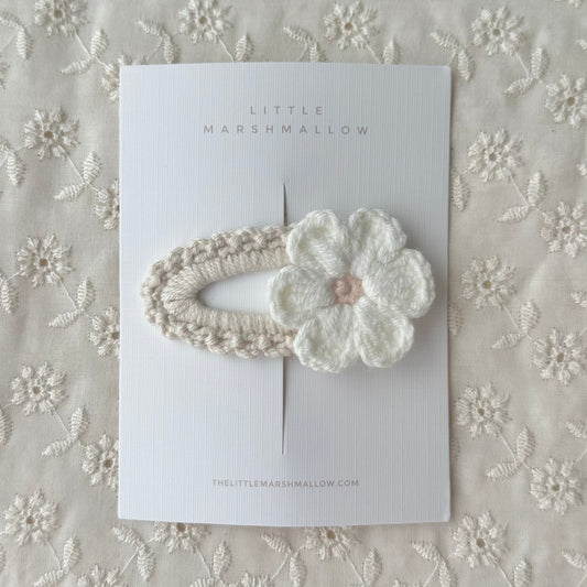 Flower Crochet Clip// Oatmill