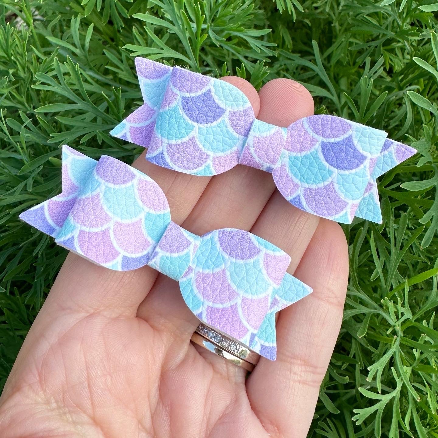 Mermaid Tail Mini Mae bows