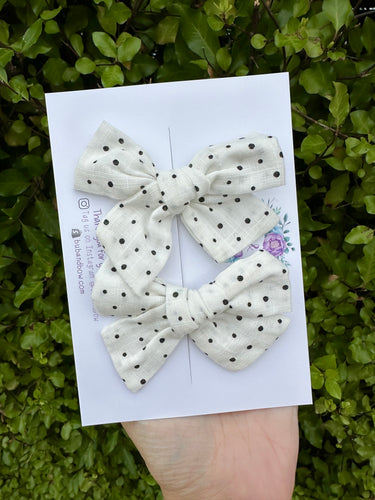 Patterned Pixie Bow Pair