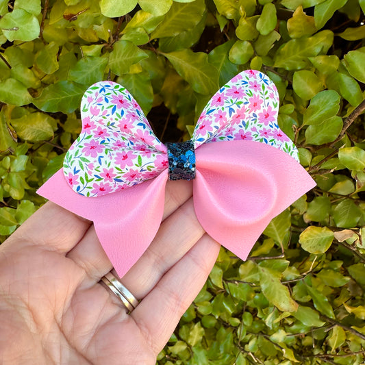 Arianna Loveable Bow (4”)