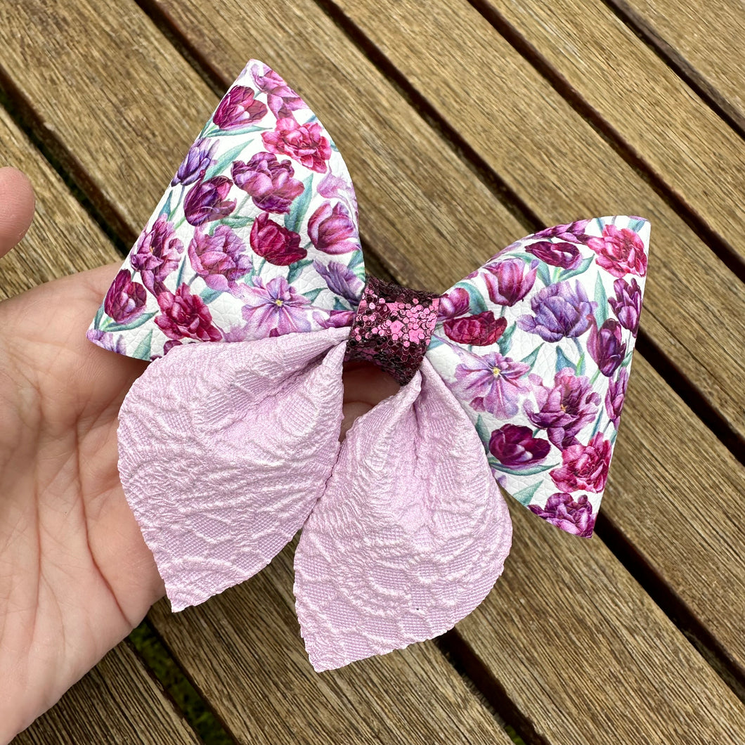 Winona Large Sailor bow