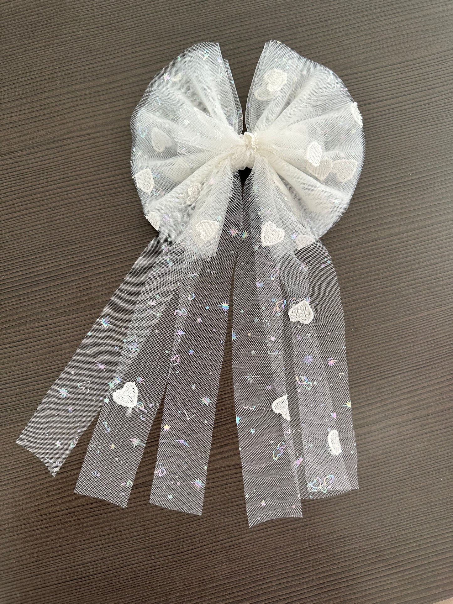 White Heart Iridescent Tulle Bow