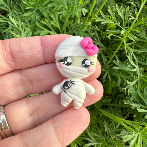 Custom Mummy Clay Bow