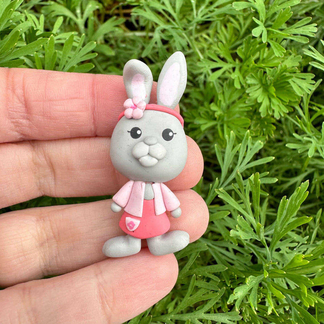 Custom Rabbit Clay Bow