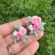 Load image into Gallery viewer, Custom Floral Clay Bow Piggys