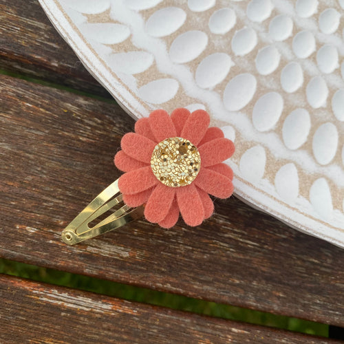 Felt Daisy Snap Clip (#62 Terracotta)