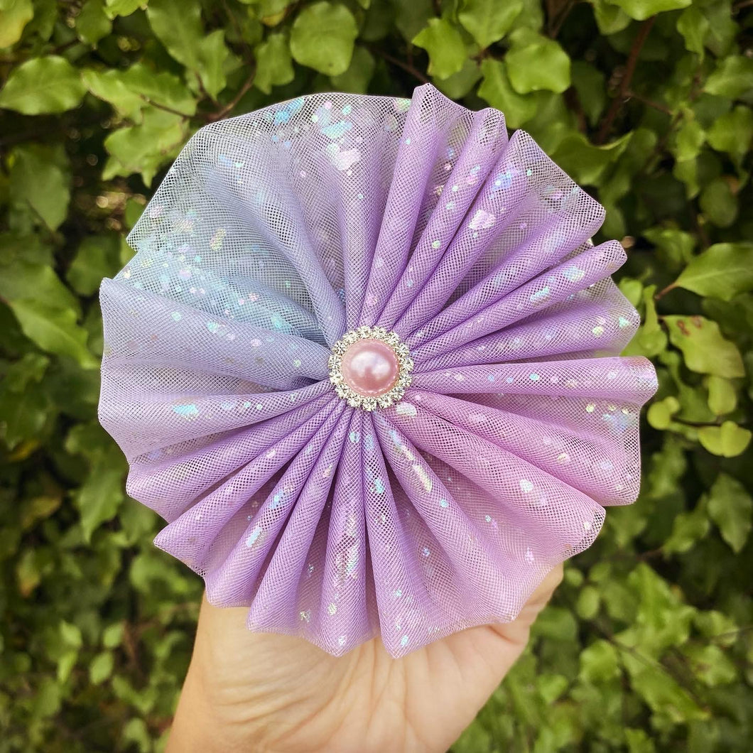 Iridescent Ombre Tulle Clip