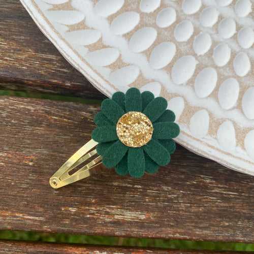 Felt Daisy Snap Clip (#65 Hunter Green)