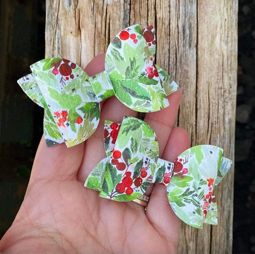 Boughs of Holly Mini Beauty bows