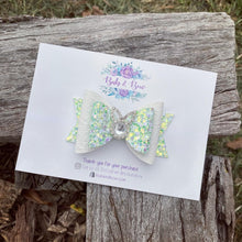 Load image into Gallery viewer, Green Rhinestone Bunny bow