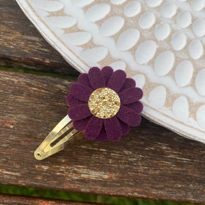 Felt Daisy Snap Clip (#50 Plum)