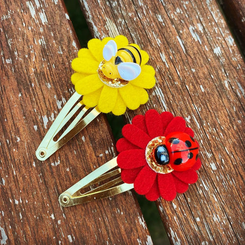 Spring Felt Daisy Snap Clips