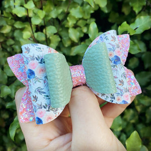 Eira Sage Floral Imogen bow