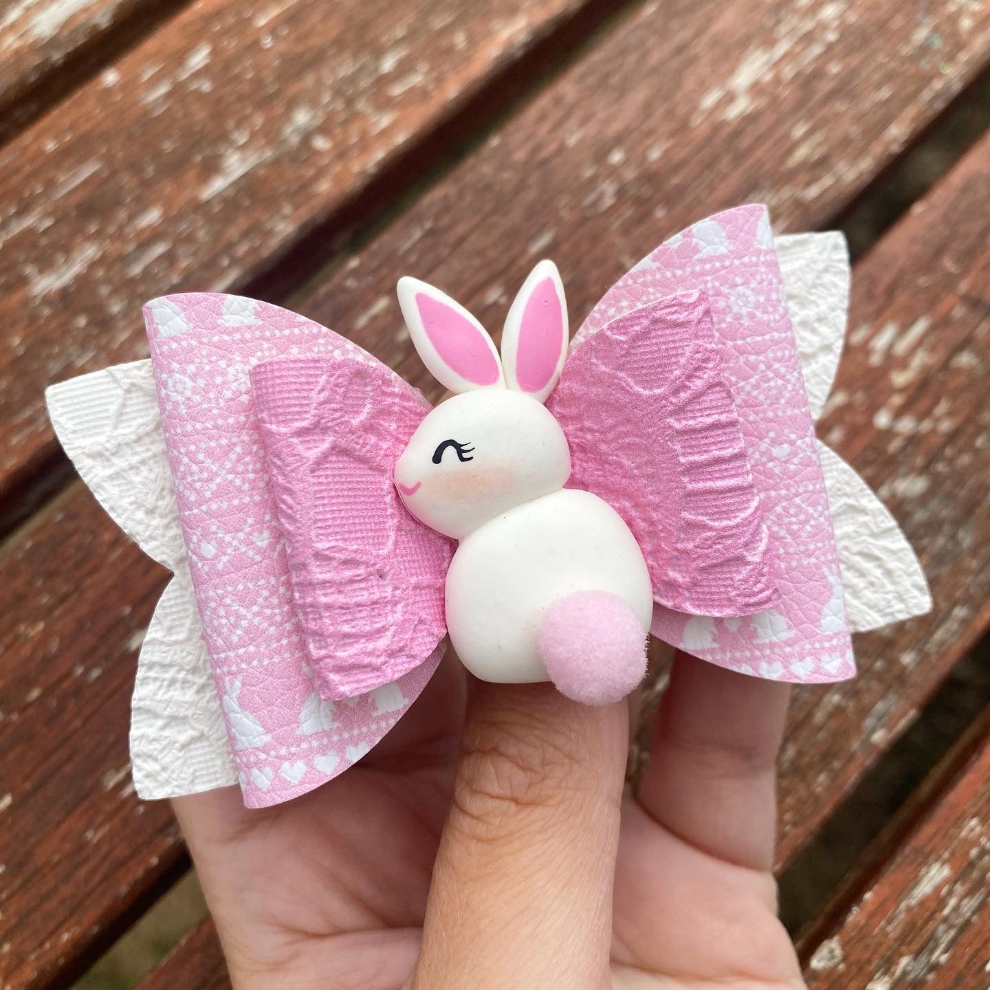 Miss Cottontail Imogen Clay Bow