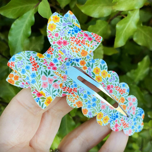 Vanessa Floral Large Snap Clip