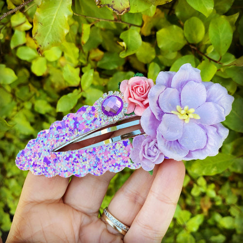 Oversized Embellished Snap Clip (9cm)