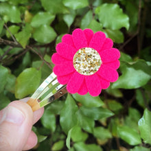 Load image into Gallery viewer, Felt Daisy Snap Clip (#41 Hot Pink)