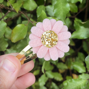 Felt Daisy Snap Clip (#42 Petal Pink)