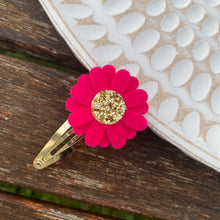 Load image into Gallery viewer, Felt Daisy Snap Clip (#41 Hot Pink)