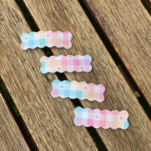 Pastel Gingham Wavy Snap Clips (each)