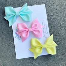 Load image into Gallery viewer, New Bow Tulle Bow Trio