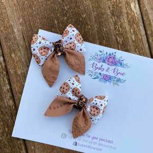 Cookie Mini Sailor Piggy Bows