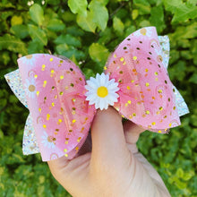 Load image into Gallery viewer, Daisy Tulle bow (12cm)