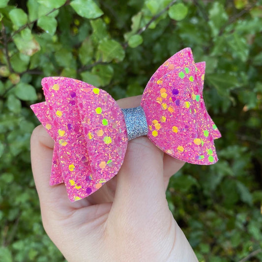 Bubblegum Glitter Dolly Bow