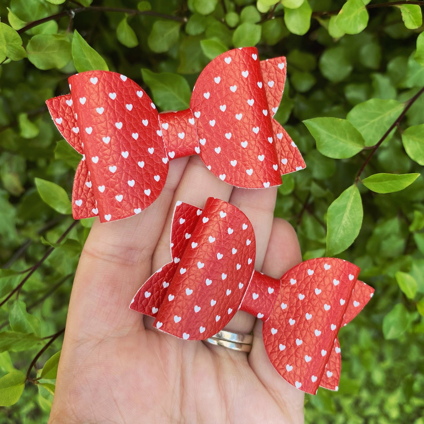 Red Mini Heart bow