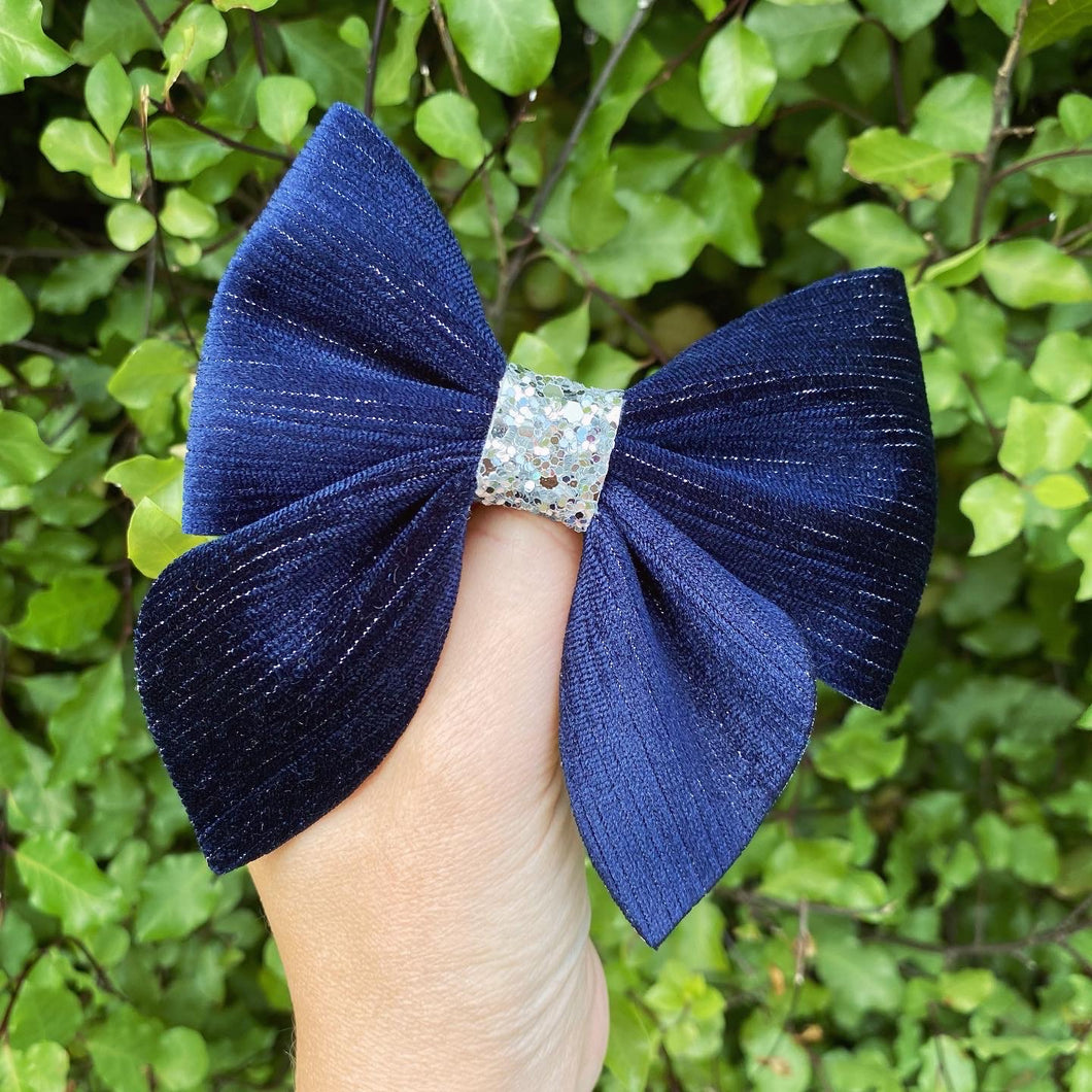 Luxe Velvet Sailor Bow (Dark Blue)