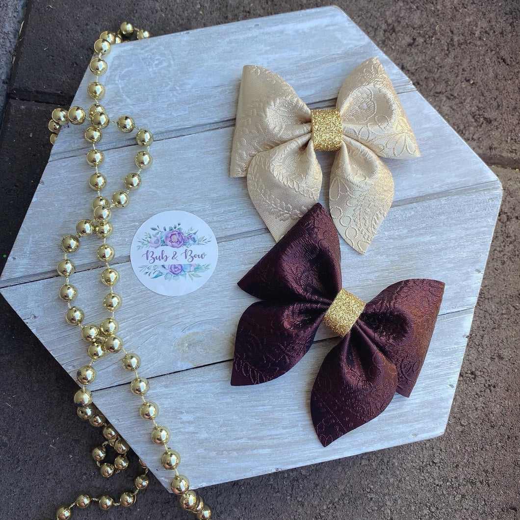 Metallic Embossed Medium Sailor Bow (Wine)