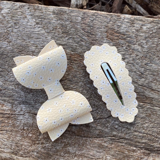 Blossom Mini Beauty Bow Set