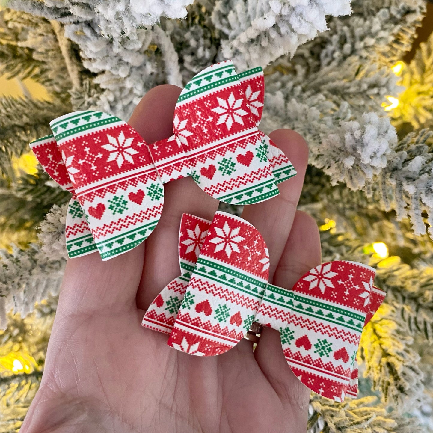 Christmas Sweater Mini Beauty bows