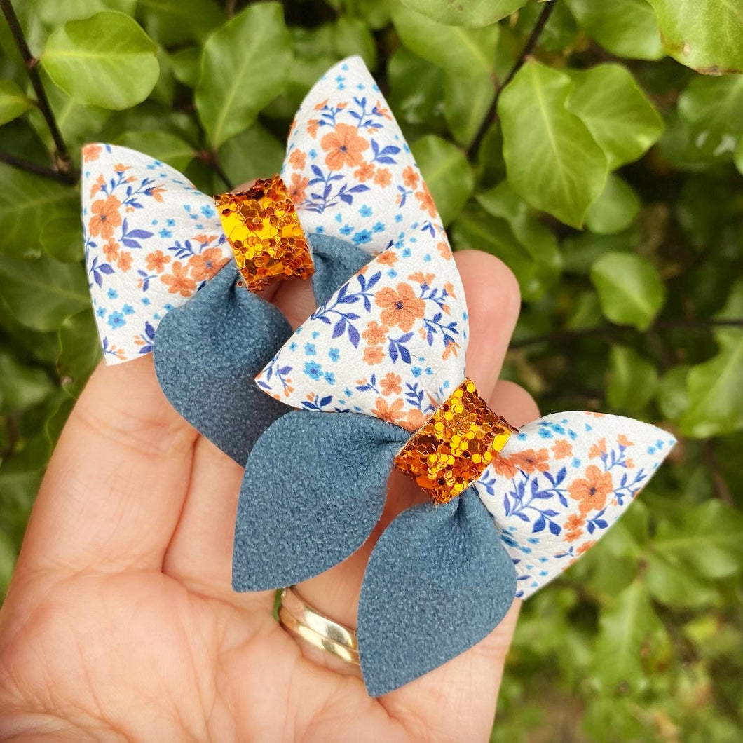 Hazel Mini Sailor bows