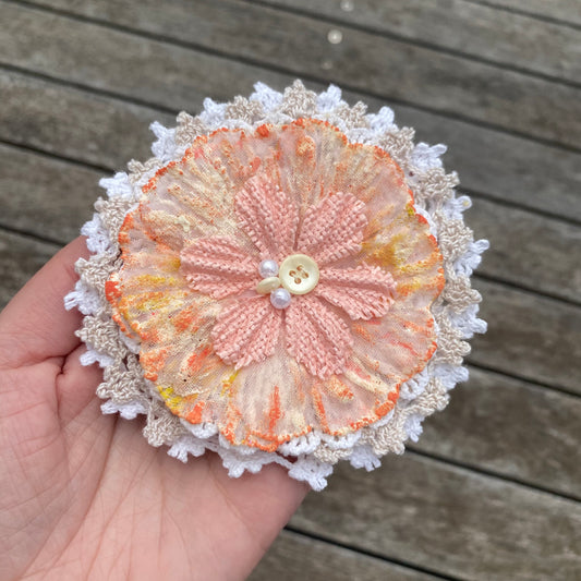 Vintage Lace Flower (Large)