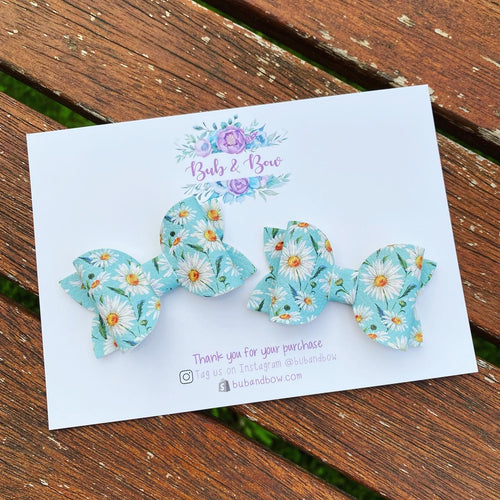 Daisies Mini Beauty bow