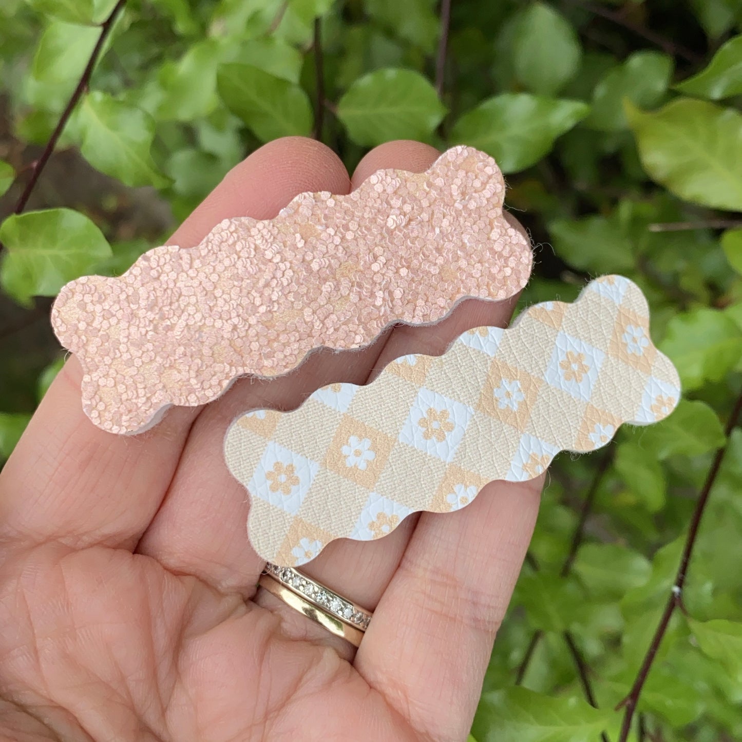 Wavy Blossom Snap Clip Set