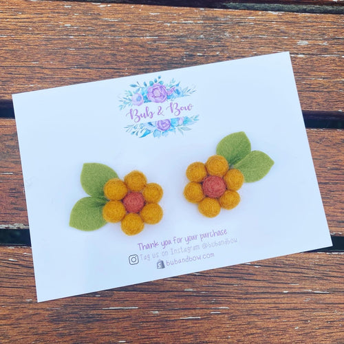 Mustard Felt Ball Flower Piggys