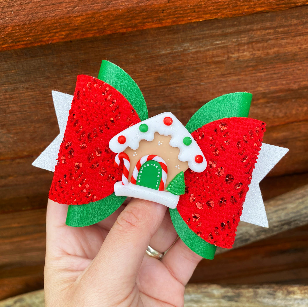 Gingerbread House Clay Bow (12cm)