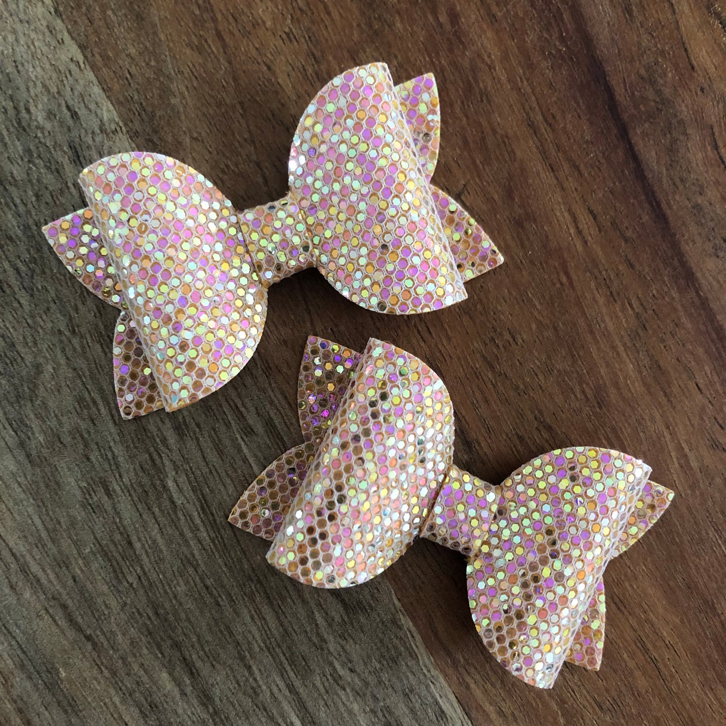 Ritzy Glitzy Mini Beauty Bow