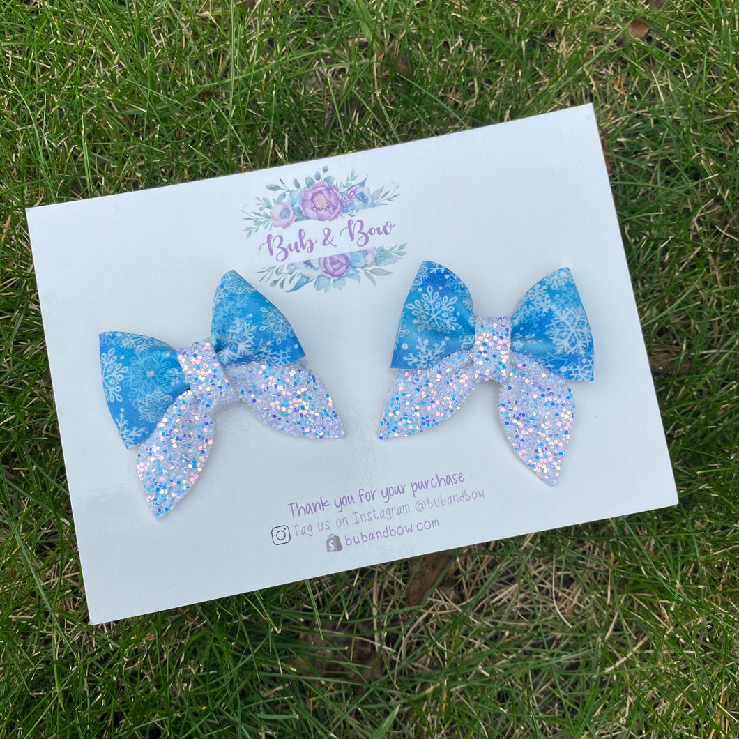 Scattered Snowflakes Mini Sailor Bow