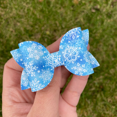 Snowflake Mini Beauty Bow