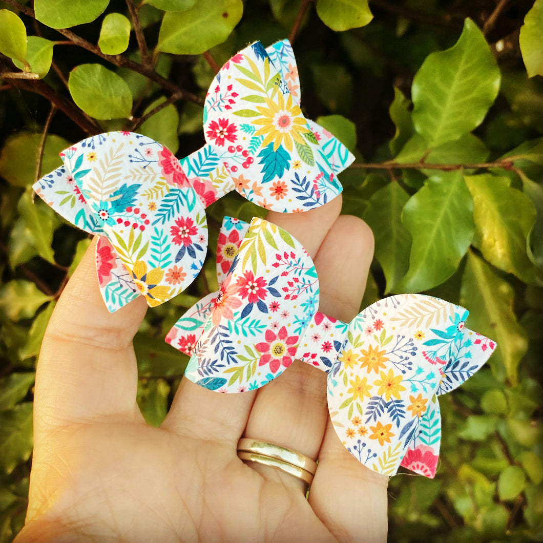 Spring Fling Mini Beauty bow